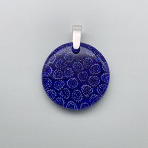 Fleurette glass pendant in navy - 35mm round
