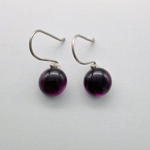 Transparent glass dangles in stunning colours