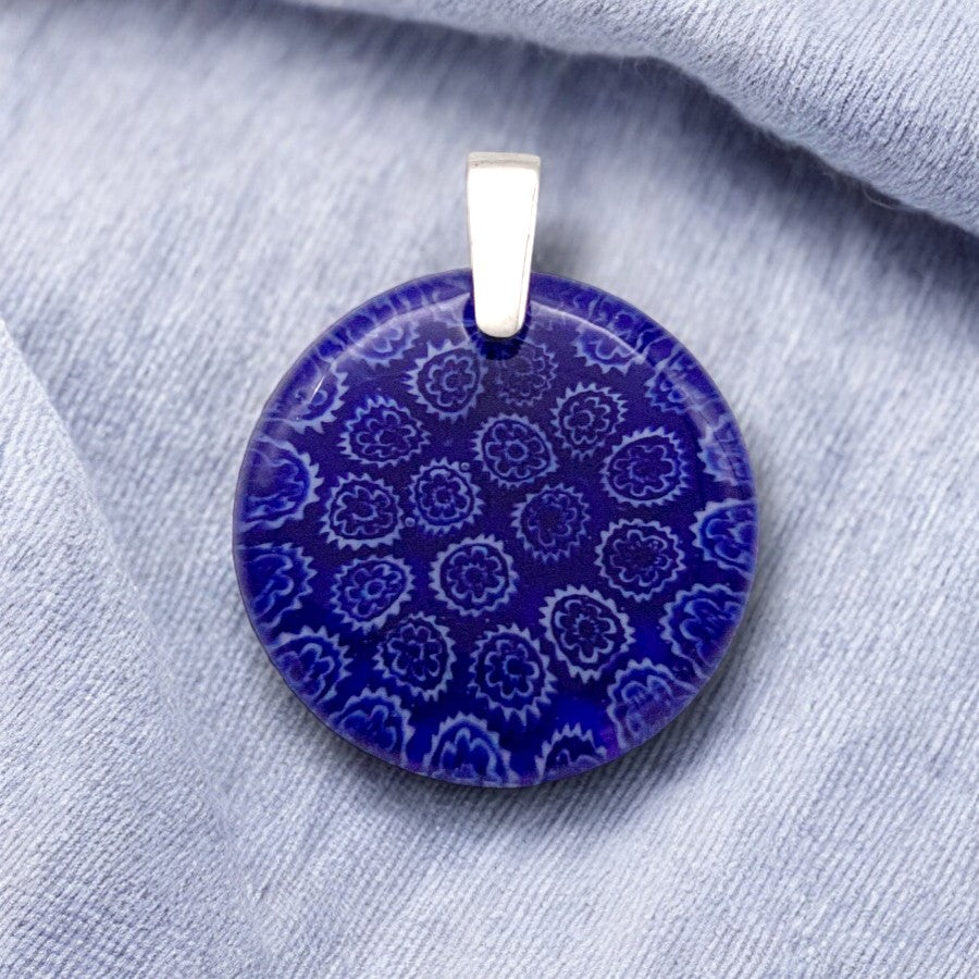 Fleurette glass pendant in navy - 35mm round