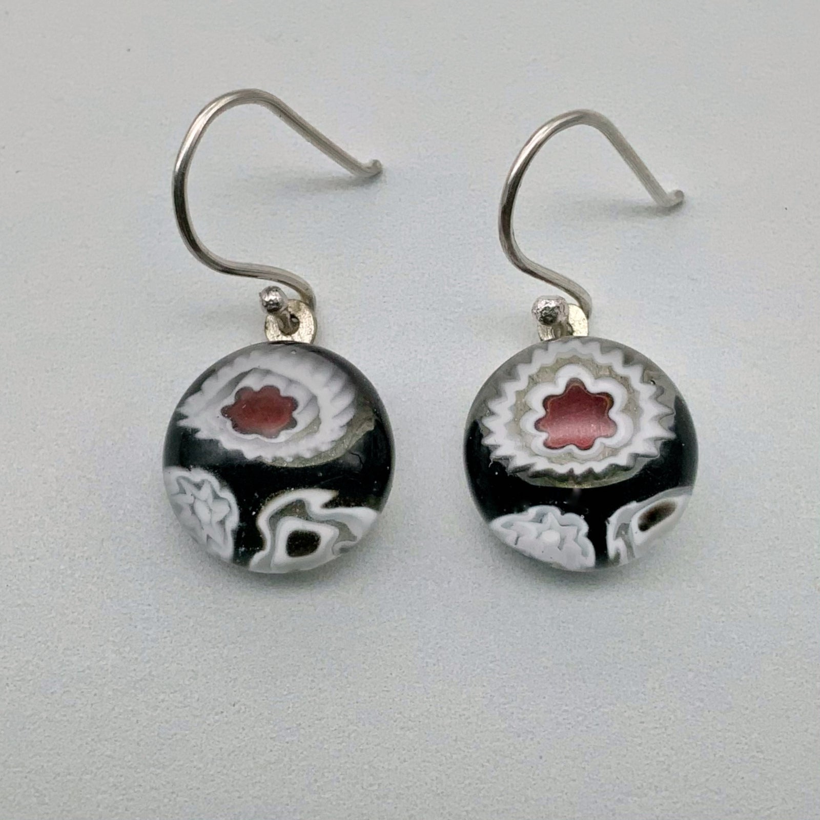 Black, red and white dangle glass earrings