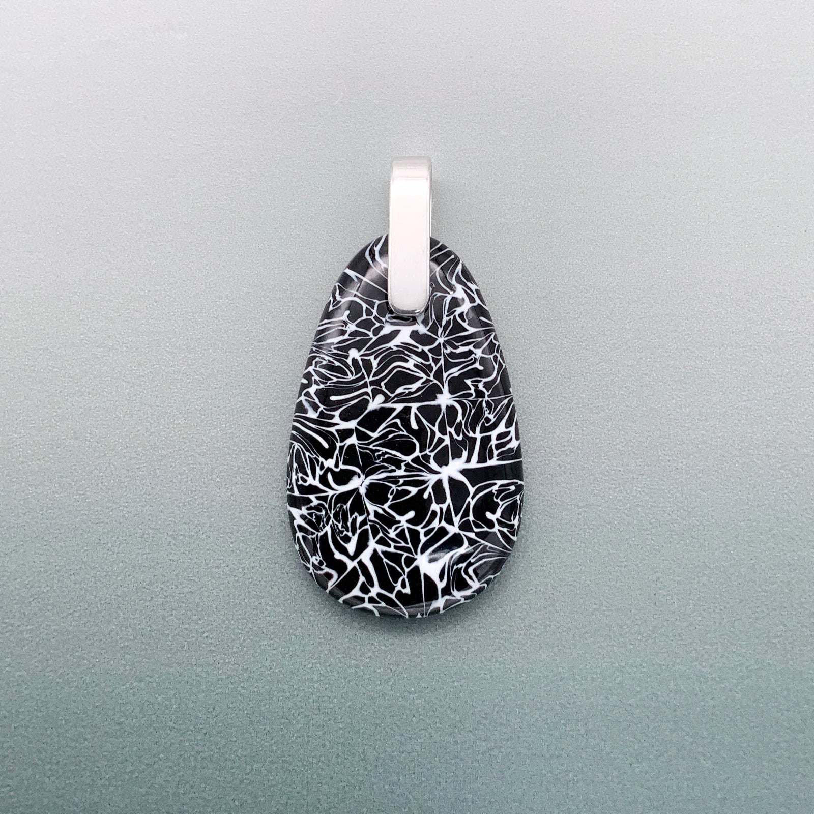 Marmo drop glass pendant - black and white marble